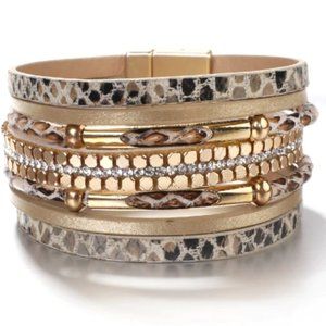 BEIGE Leather Bracelet - Gold plated Chain details